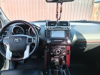 2014 Toyota Land Cruiser Prado 150 Series Рестайлинг 1, белый, 3800000 рублей, вид 5