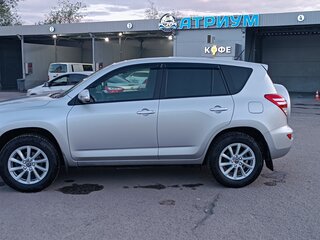 2011 Toyota RAV4 III (XA30) Рестайлинг, серебристый, 1600000 рублей, вид 1