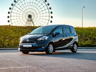 2018 Toyota Sienta II, чёрный, 1349000 рублей, вид 1