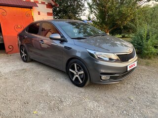2016 Kia Rio III Рестайлинг, серый, 1100000 рублей, вид 2