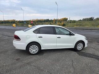 2019 Volkswagen Polo V Рестайлинг, белый, 950000 рублей, вид 2