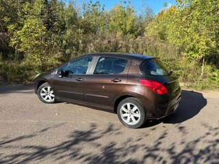 2012 Peugeot 308 I Рестайлинг, коричневый, 449000 рублей, вид 5