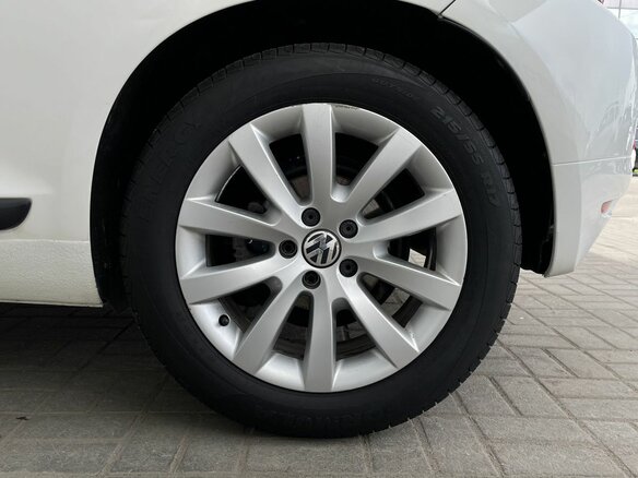 2011 Volkswagen Scirocco III, белый, 700000 рублей - вид 15