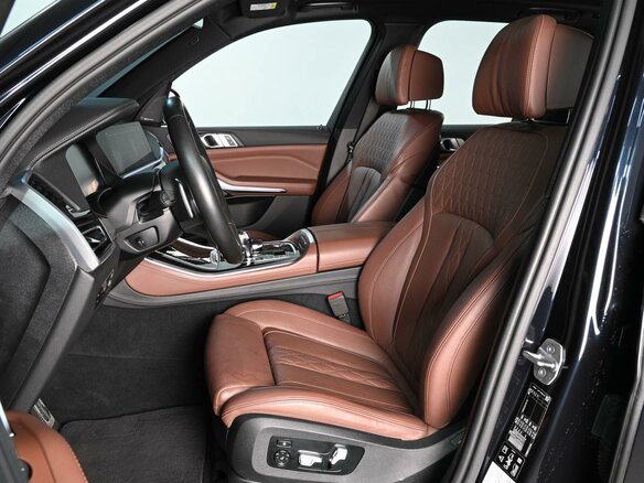 2019 BMW X5 30d IV (G05/G18), чёрный, 6919000 рублей - вид 9