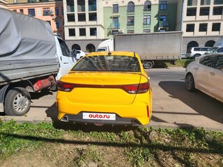 2021 Kia Rio IV Рестайлинг, белый, 850000 рублей, вид 3