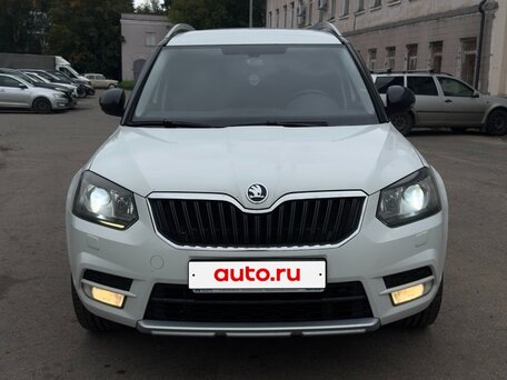 2016 Skoda Yeti I Рестайлинг, белый, 1390000 рублей, вид 3