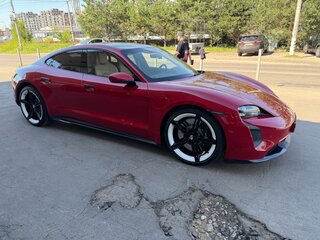 2020 Porsche Taycan Turbo I, красный, 9200000 рублей, вид 3