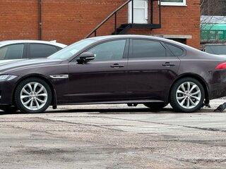 2018 Jaguar XF II, пурпурный, 2800000 рублей, вид 2