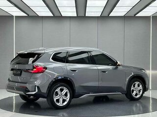 2023 BMW X1 Long 20Li sDrive III (U11/U12), серебристый, 2750000 рублей, вид 3