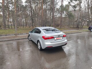 2013 Kia Cerato III, серебристый, 1200000 рублей, вид 5