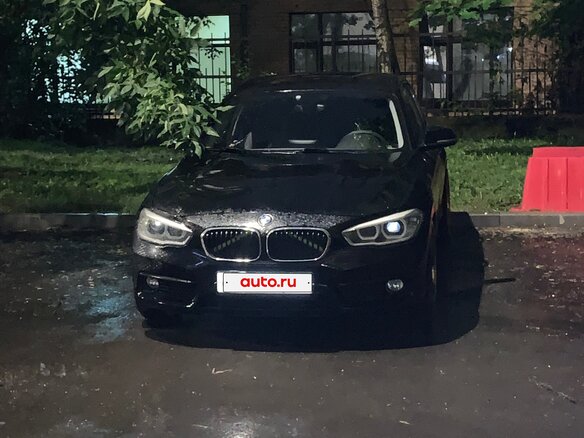 2016 BMW 1 серии 118i II (F20/F21) Рестайлинг, чёрный, 1400000 рублей - вид 2