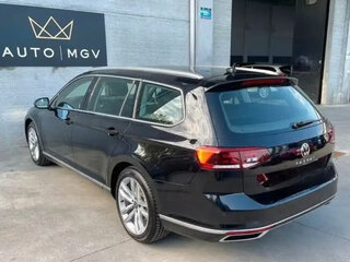 2023 Volkswagen Passat B8 Рестайлинг, чёрный, 2178934 рублей, вид 5