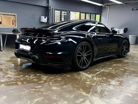2023 Porsche 911 Turbo S VIII (992), чёрный, 30594000 рублей, вид 4