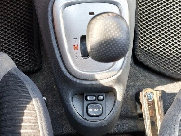 2007 Peugeot 107 I, серебристый, 700000 рублей - вид 26