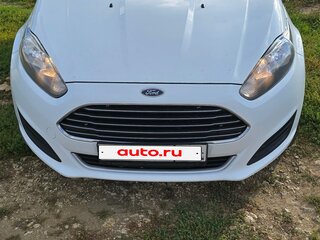 2015 Ford Fiesta Mk6 Рестайлинг, белый, 760000 рублей, вид 2