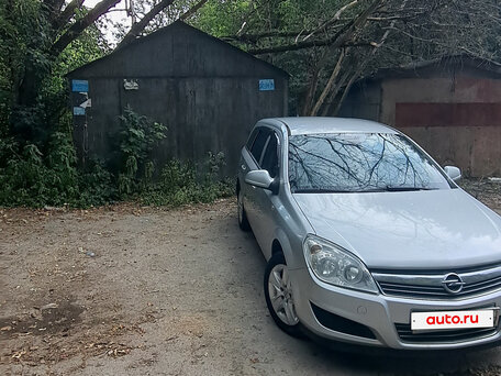 2013 Opel Astra H Рестайлинг, серебристый, вид 5