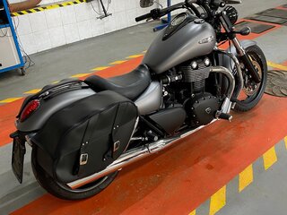 2013 Triumph Thunderbird Storm, серый, 900000 рублей, вид 1