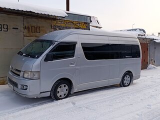 2006 Toyota HiAce H200, серебристый, 2100000 рублей, вид 4