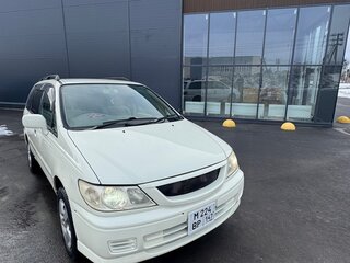 2002 Nissan Presage I, белый, 559000 рублей, вид 2