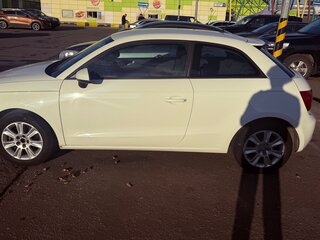 2011 Audi A1 I (8X), белый, 630000 рублей, вид 4