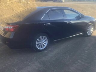 2013 Toyota Camry VII (XV50), чёрный, 1600000 рублей, вид 3