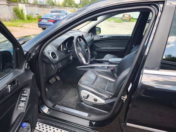 2010 Mercedes-Benz M-Класс 350 II (W164) Рестайлинг, чёрный, 970000 рублей - вид 10