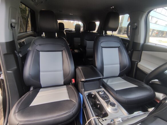 2023 Ford Explorer VI, чёрный, 2420000 рублей - вид 25