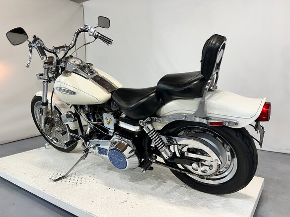1980 Harley-Davidson Dyna Wide Glide, белый, 1500000 рублей - вид 8