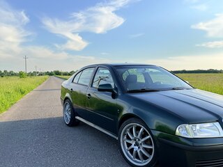 2004 Skoda Octavia I (A4) Рестайлинг, зелёный, 450000 рублей, вид 3