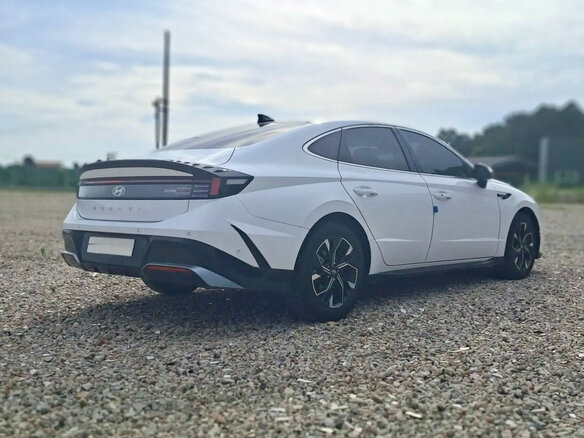 2023 Hyundai Sonata VIII (DN8) Рестайлинг, белый, 2700000 рублей - вид 5