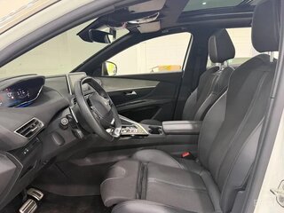 2022 Peugeot 3008 II Рестайлинг, белый, 1500000 рублей, вид 3