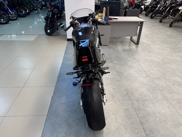 2025 Yamaha XSR900, чёрный, 1149000 рублей - вид 6