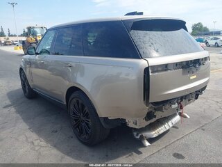 2025 Land Rover Range Rover P400 MHEV V, бежевый, 13400000 рублей, вид 3