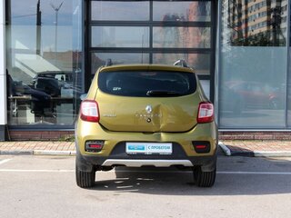2016 Renault Sandero Stepway II, зелёный, 837000 рублей, вид 4