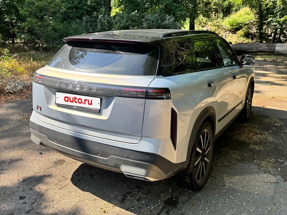 2024 Jaecoo J7 I, серебристый, 2200000 рублей - вид 5