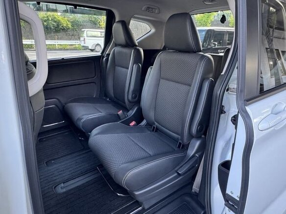 2022 Honda Freed II Рестайлинг, белый - вид 10