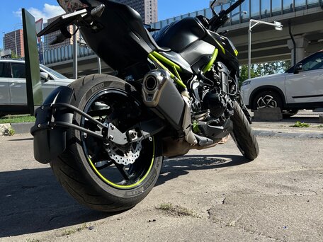 2021 Kawasaki Z 900, чёрный, 790000 рублей, вид 4