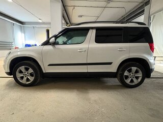 2014 Skoda Yeti I Рестайлинг, белый, 990000 рублей, вид 5