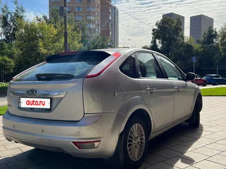 2008 Ford Focus II Рестайлинг, серебристый, 650000 рублей, вид 5