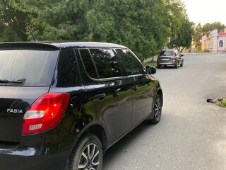 2013 Skoda Fabia II Рестайлинг, чёрный, 600000 рублей, вид 5