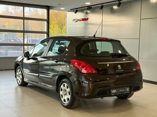 2012 Peugeot 308 I Рестайлинг, коричневый, 647000 рублей, вид 4
