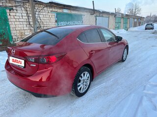 2018 Mazda 3 III (BM) Рестайлинг, красный, 1500000 рублей, вид 5