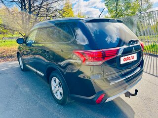 2016 Mitsubishi Outlander III Рестайлинг 2, чёрный, 1450000 рублей, вид 4
