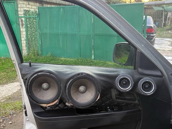2012 Lada (ВАЗ) Priora I, серебристый, 400000 рублей - вид 31