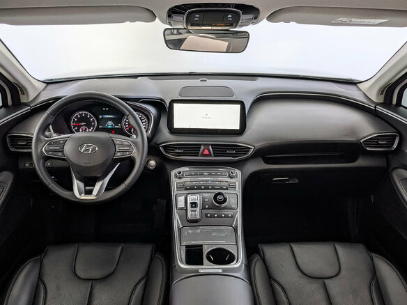 2022 Hyundai Santa Fe IV Рестайлинг, белый, 3625000 рублей - вид 13