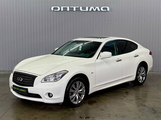 Infiniti M37 IV