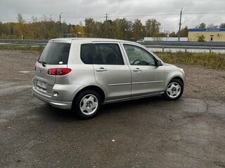 2005 Mazda Demio II (DY) Рестайлинг, серебристый, 320000 рублей, вид 2