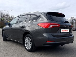 2020 Ford Focus IV, серый, 1690000 рублей, вид 5
