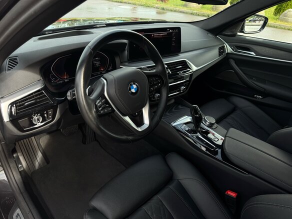 2022 BMW 5 серии 530i xDrive VII (G30/G31/G38) Рестайлинг, серый, 4250000 рублей - вид 8