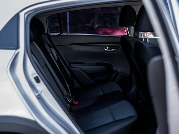 2019 Kia Rio X-Line IV, серый - вид 10